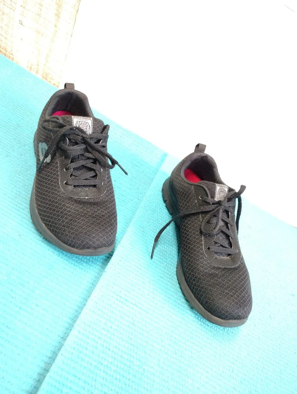 Skechers Women's Work Slip Resistant Shoes Size 6